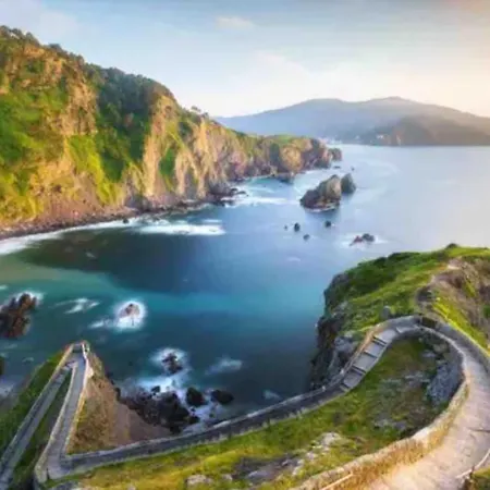 Moderno Duplex 3 En Centro De Con Wifi * Бермео